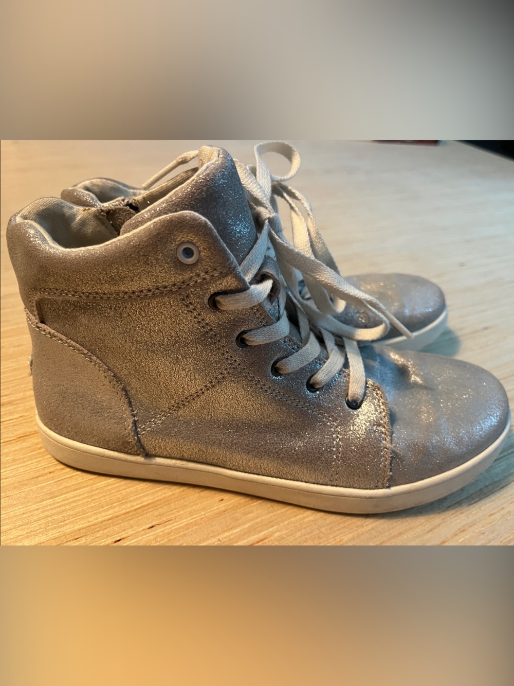 UGG K Schyler Metallic Silver Hightop Leather Sneaker - Size 5